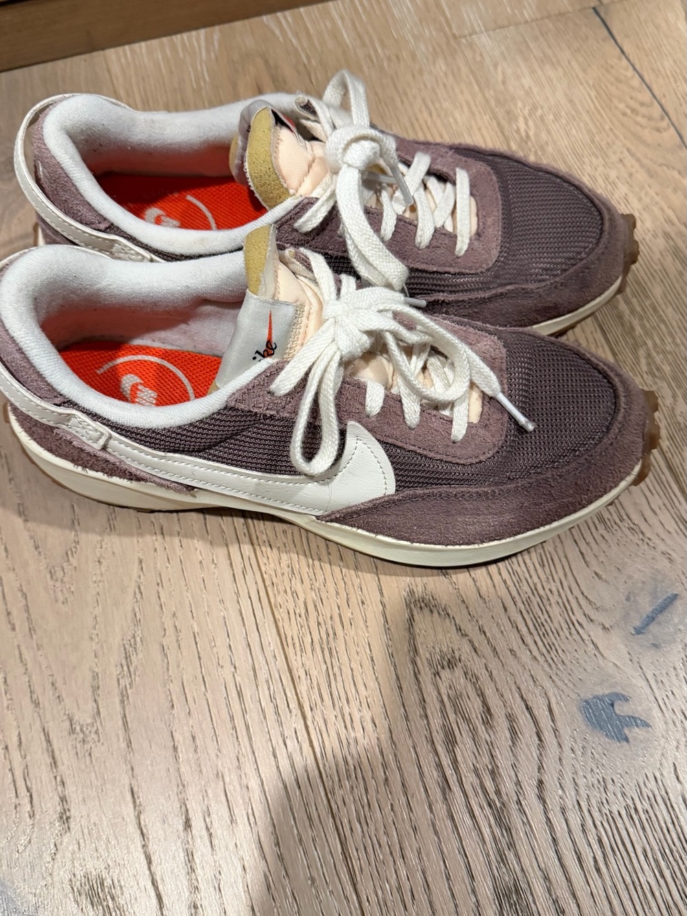 Nike Waffle style shoe in plum color